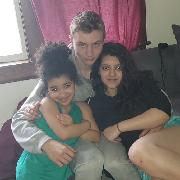 Hi Fellow Poshers 😍🤗 - Picture 2 of 2